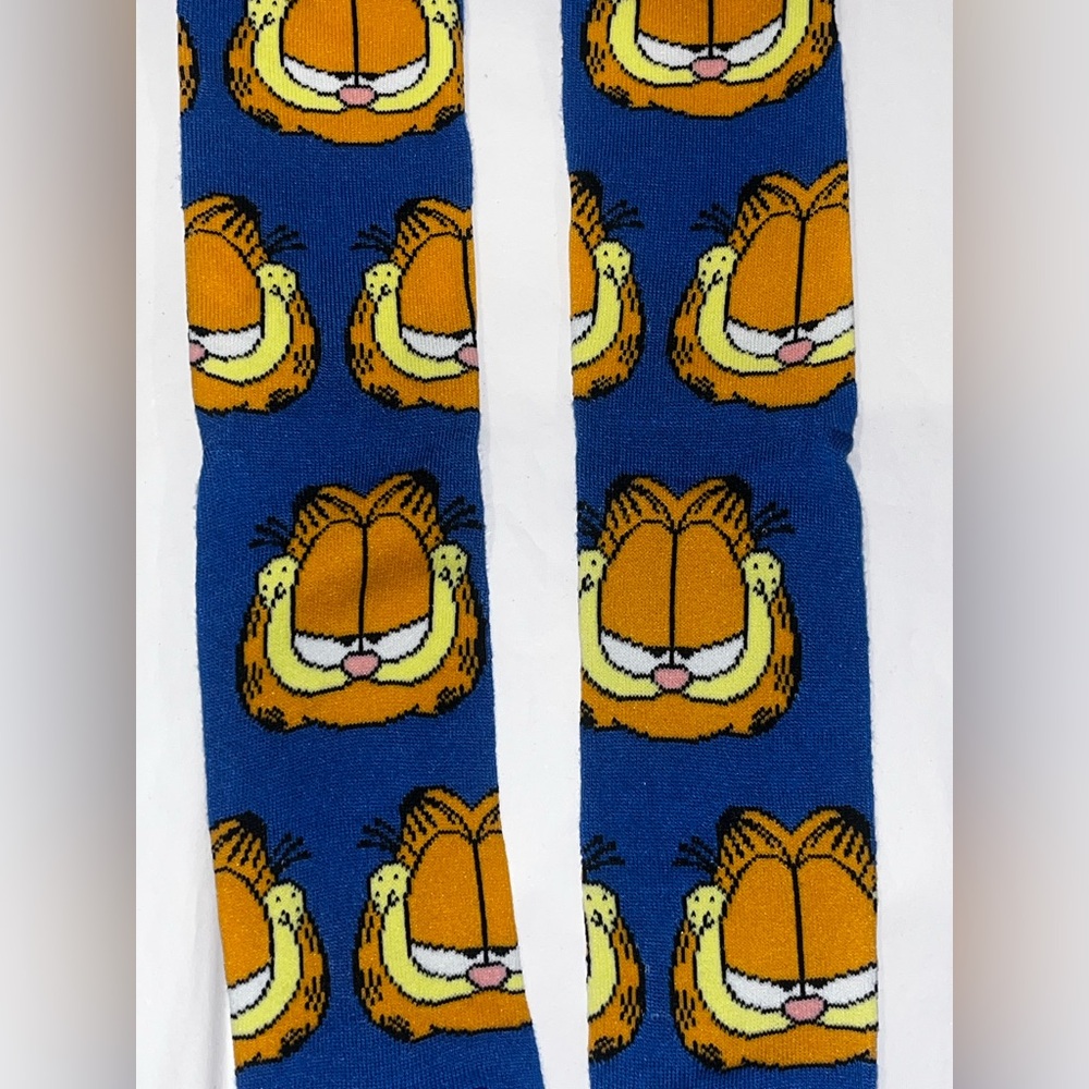 #18 Garfield Patterned Blue Socks - Picture 5 of 7